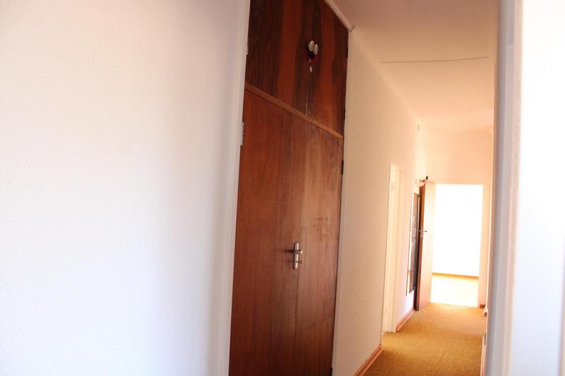 3 Bedroom Property for Sale in Fraserburg Northern Cape